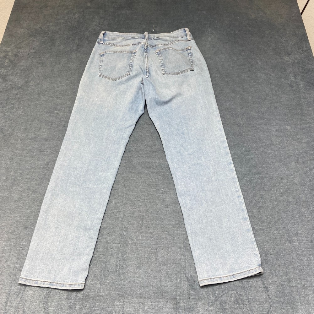 St. John's Bay Girlfriend Jeans Womens 4 28x27 Blue Denim Mid Rise Everyday Wear